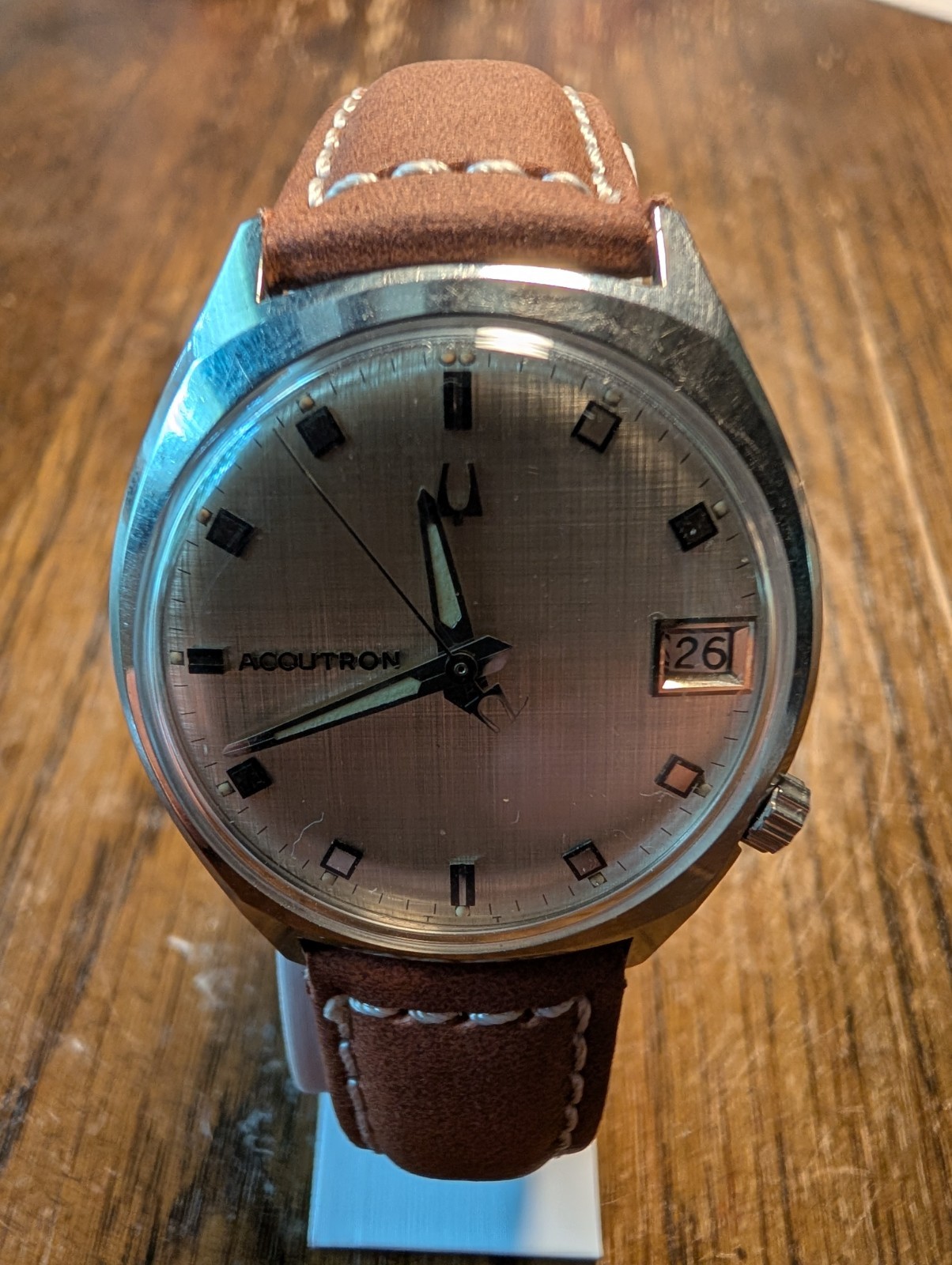 Bulova Accutron M9 1969 Linen Dial Day Tuning Fork Men’s Watch Running! Vintage