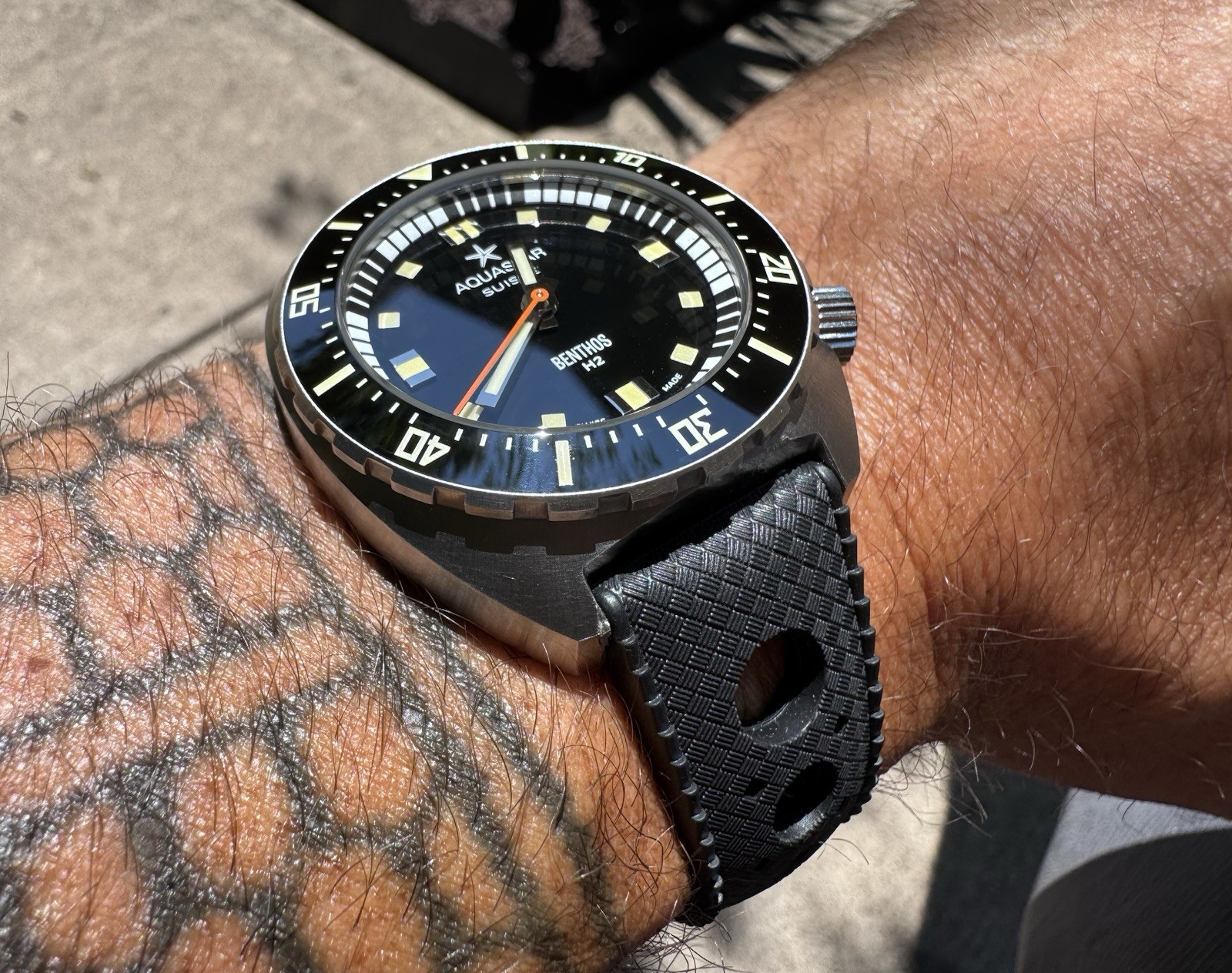 Aquastar Benthos H2 Limited Edition Automatic Diver 200m Black Dial 40mm 005/500