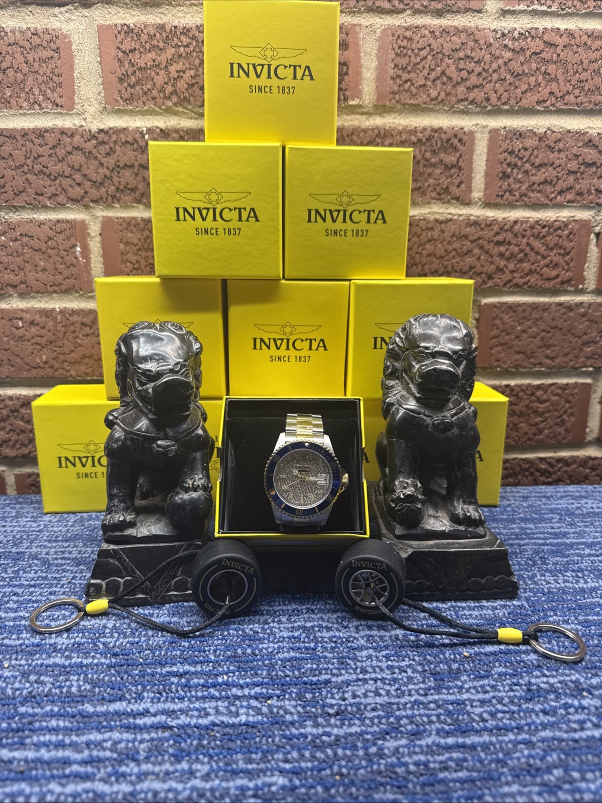Invicta Pro Diver Automatic Men’s Watch – 43mm. Gold. Steel (50283)