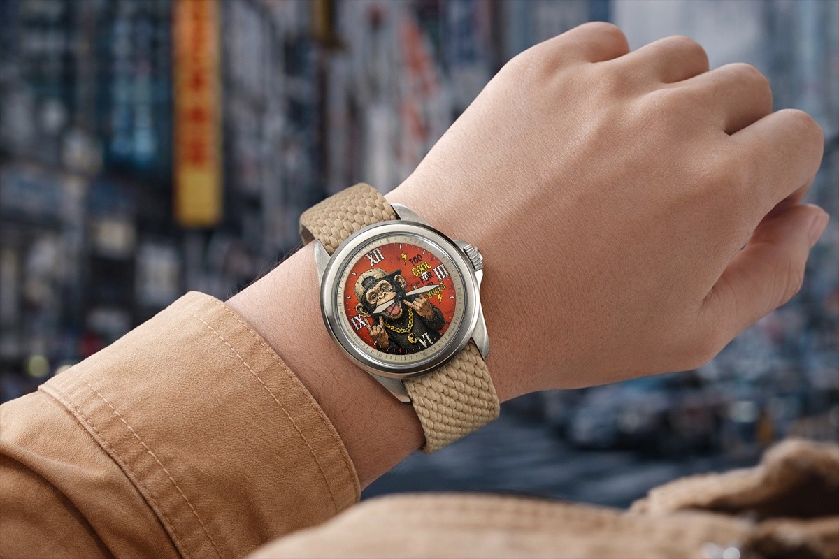 Funny Pop Animal Art Chimp Monkey Khaki Fabric Strap Wrist Watch Boxed