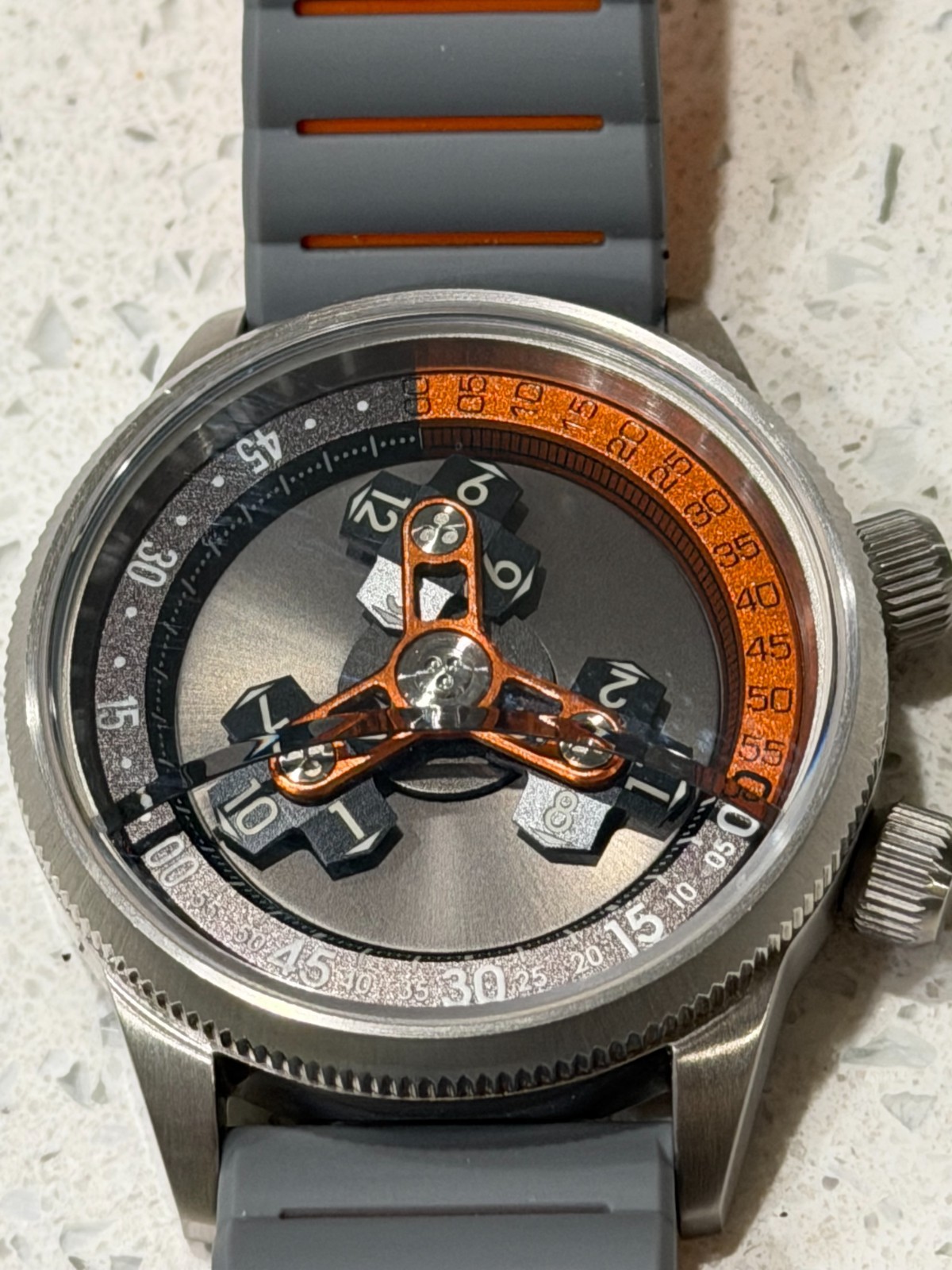 XERIC VENDETTA II WANDERING HOUR AUTOMATIC WATCH GREY ORANGE