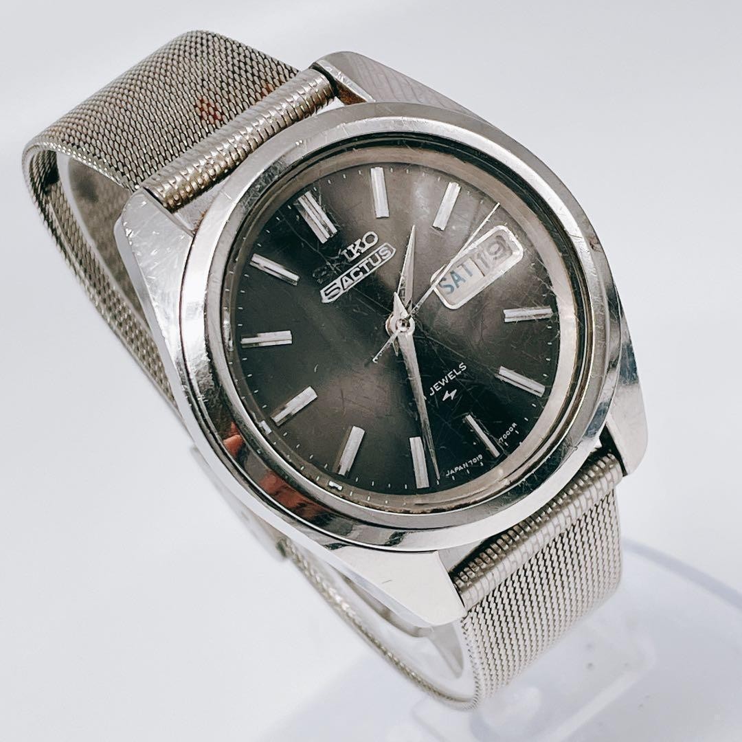 Seiko Actus Day Date 7019-7040 Vintage Automatic Silver Men’s Watch 073651