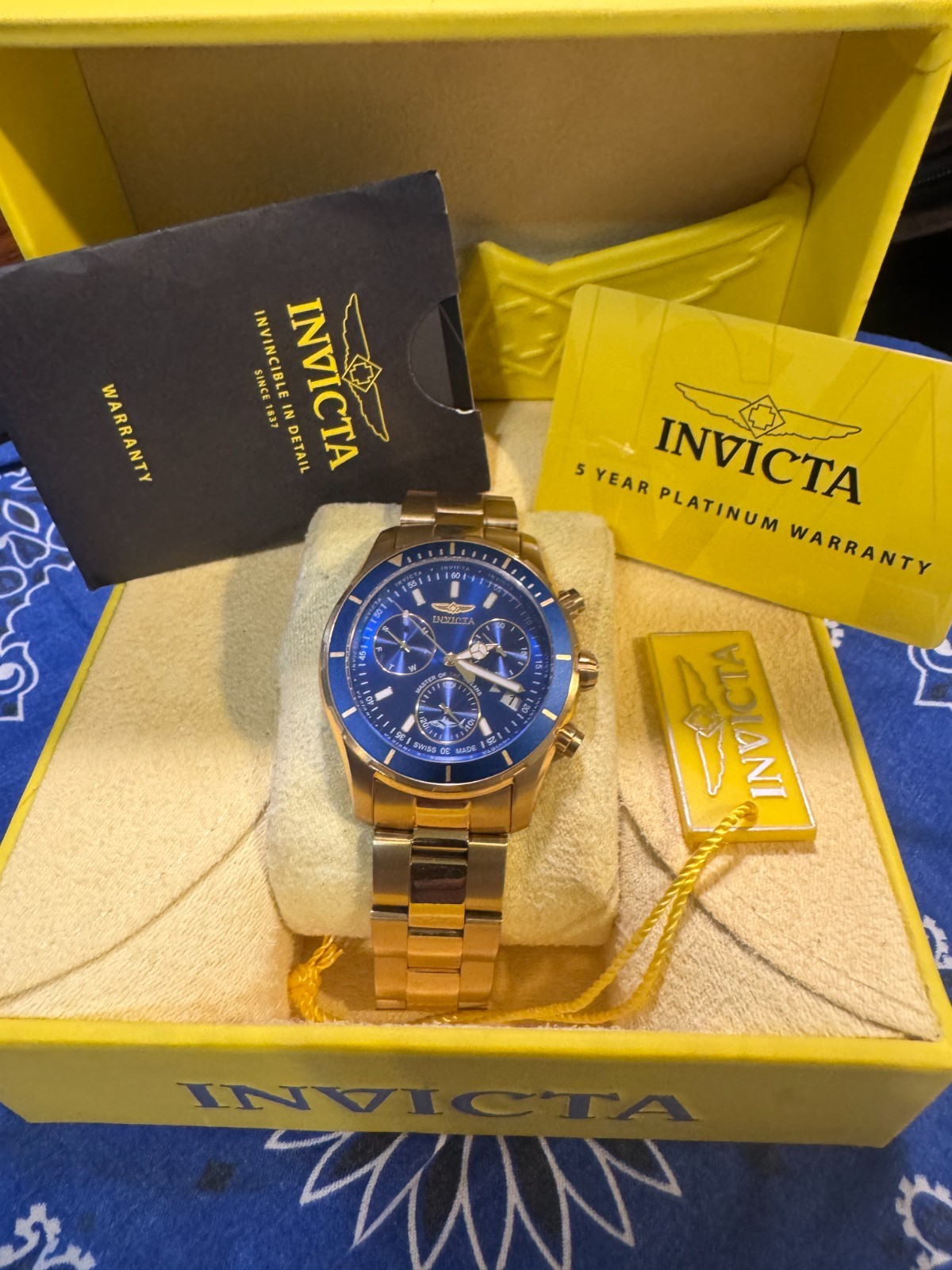 SWISS MADE INVICTA CHRONOGRAPH MASTER OF THE OCEAN 44mm EXCELLENT REF# 26056