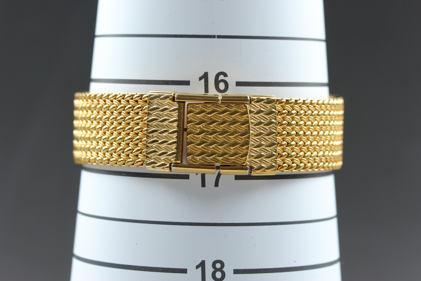 [MINT] Seiko Dolce 8N40-5040 Gold Square 30mm Quartz Men’s Watch From JAPAN