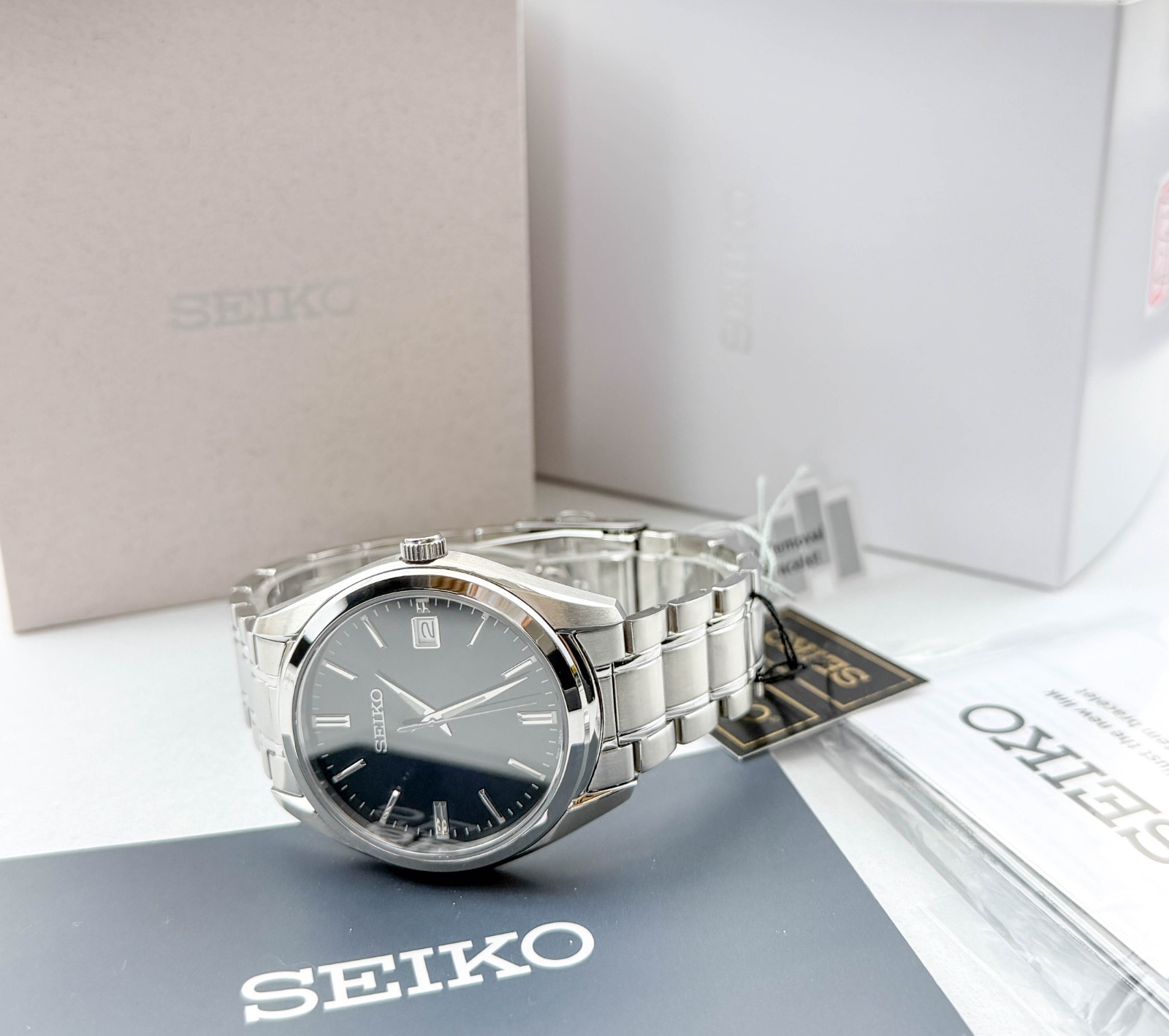 Seiko Essentials SUR311 Stainless Steel Men’s Quartz Watch w Black Dial 40.2mm