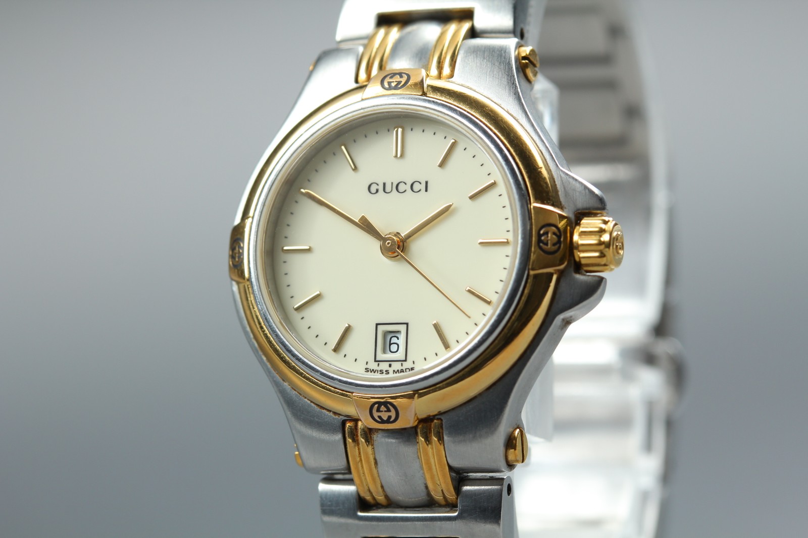[Near MINT] Gucci 9040L 26mm Ivory Dial Date Two Tone Quartz Women’s Watch JAPAN