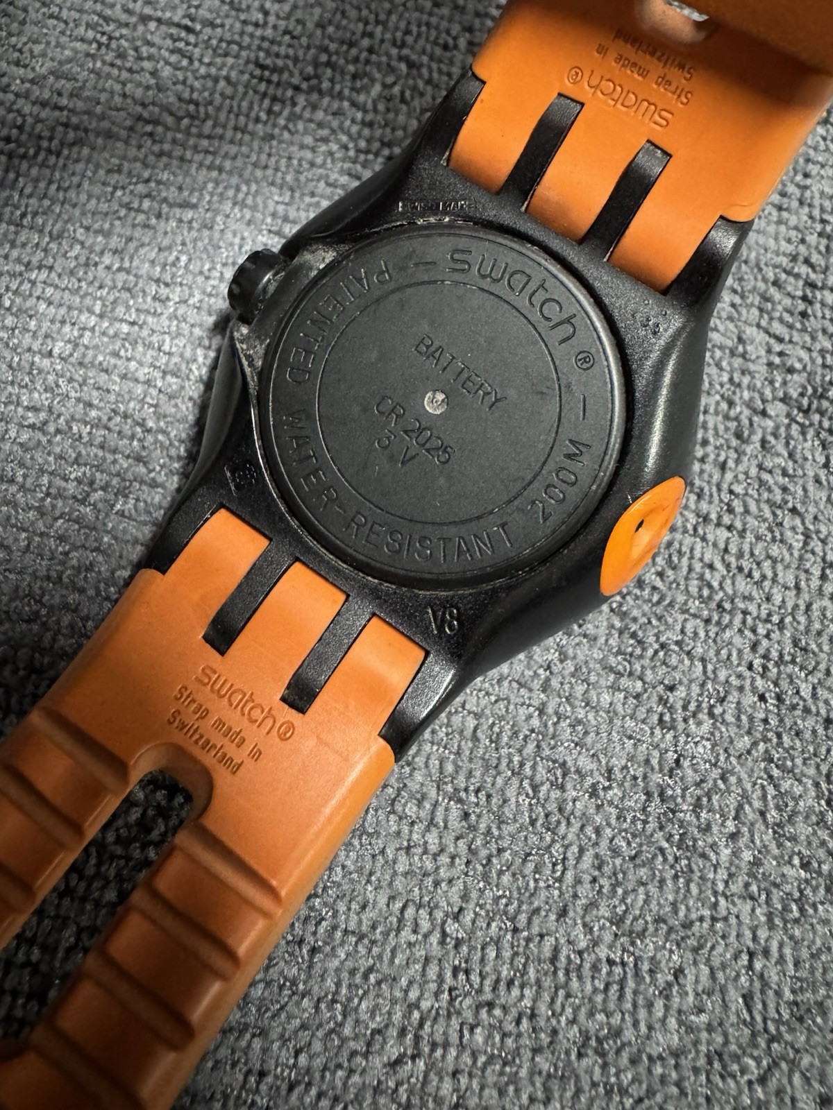 SWatch CLIMBING LOBSTER Scuba SUGB103 Olympic Please See Description