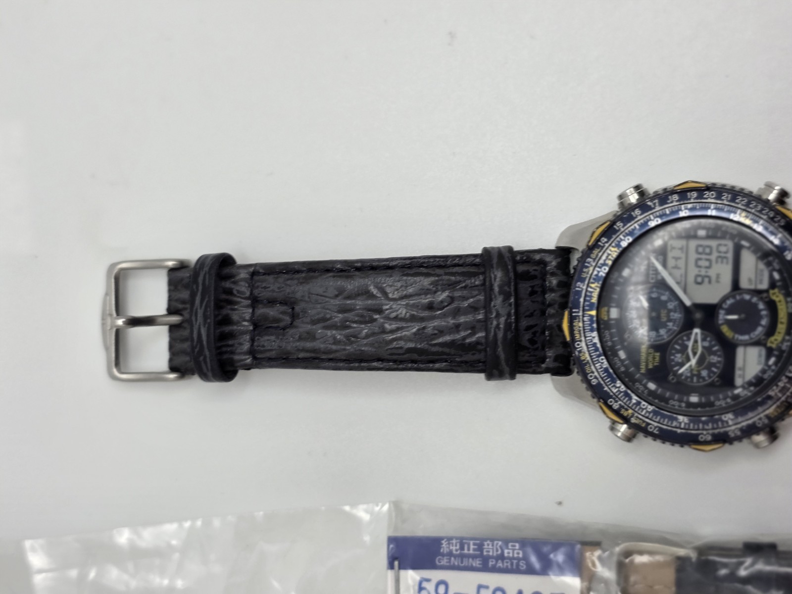 CITIZEN NAVIHAWK BLUE ANGEL C300 WORLTIMER GUN METAL QUARTZ MEN PILOT WATCH