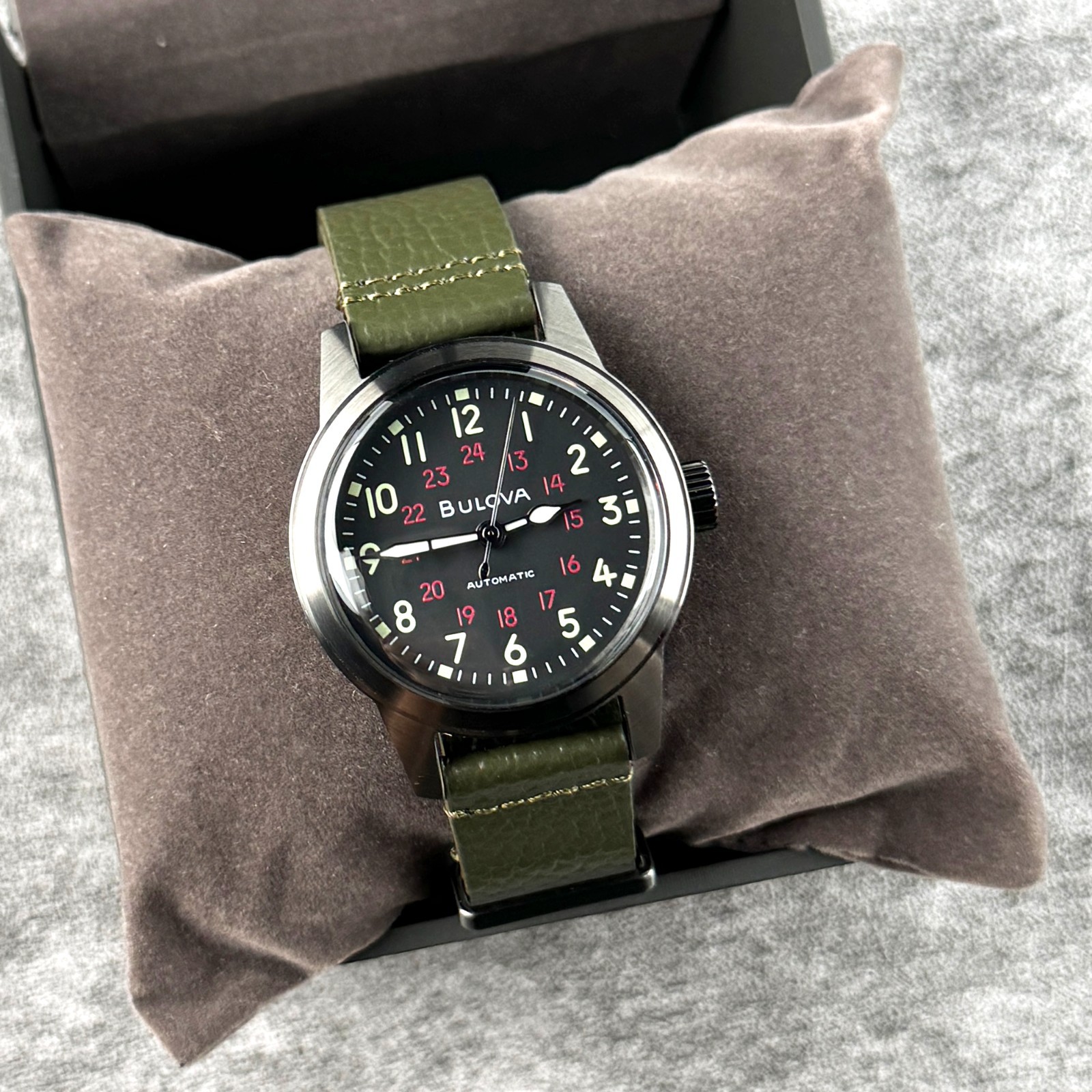 Bulova Hack VWI SPECIAL EDITION Black Dial Automatic Men’s Watch 98A255