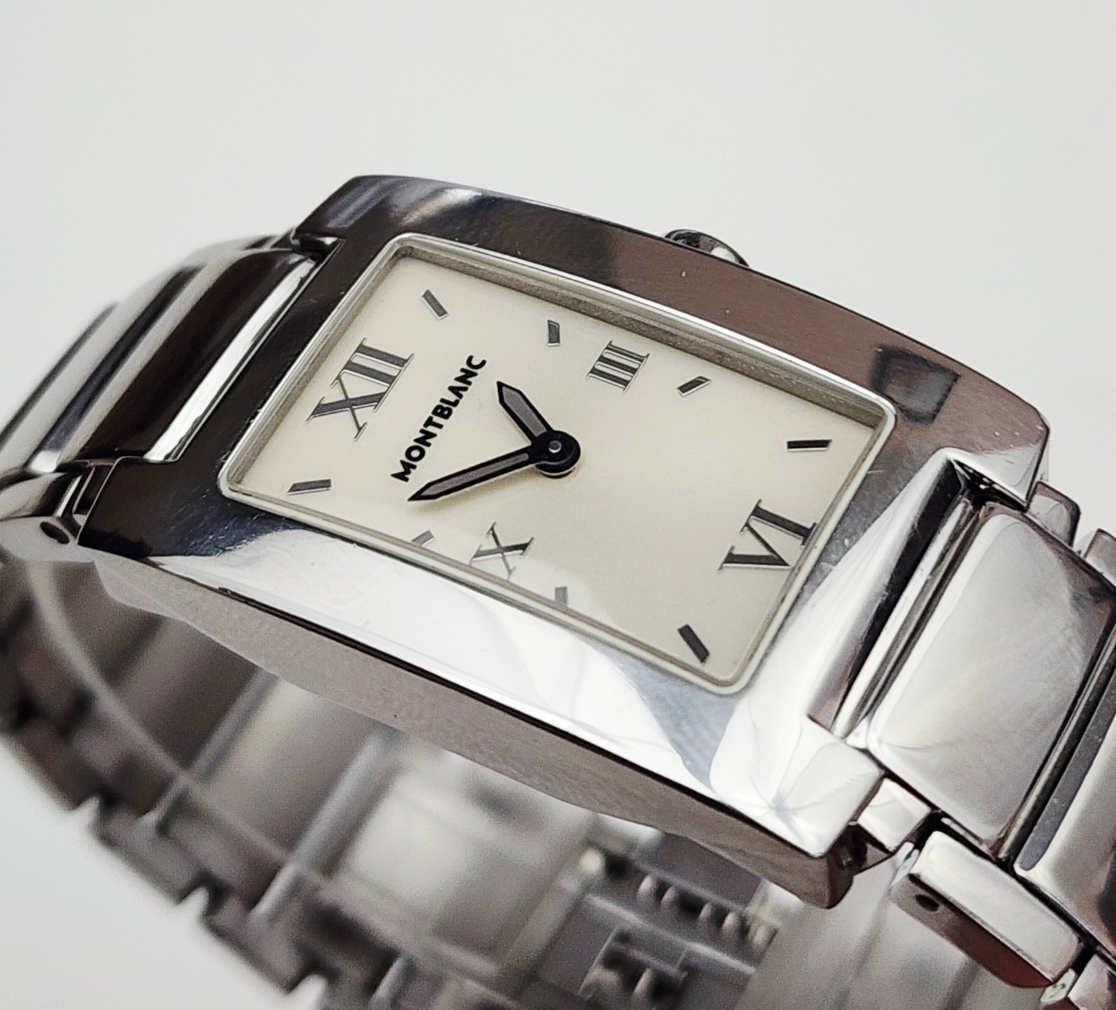 Women’s SWISS Watch MONTBLANC 7077-PL496370. Mother Of Pearl Dial