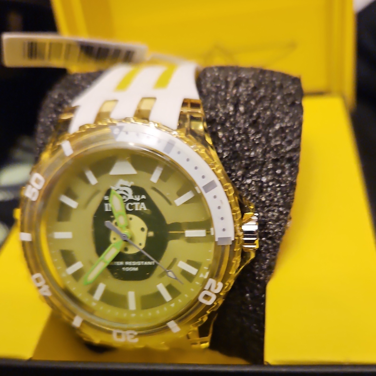 Invicta Subaqua Men’s Quartz 44mm Diver 100m White/Yellow Strap Watch Box