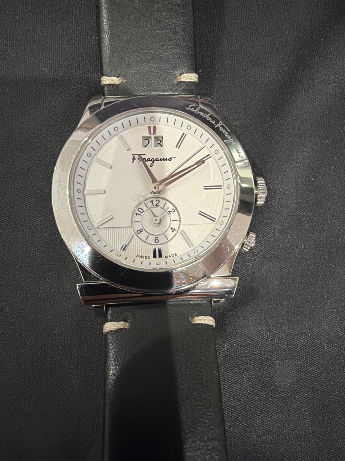 salvador ferragamo Men’s Quartz Movement Stainless Steel On A Leather Band ￼