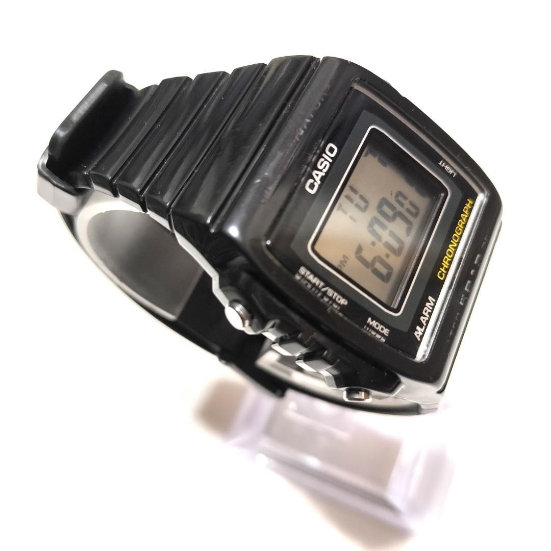 CASIO W-215H Digital Black Watch