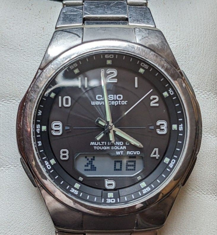 CASIO Waveceptor Radio Solar WVA M600