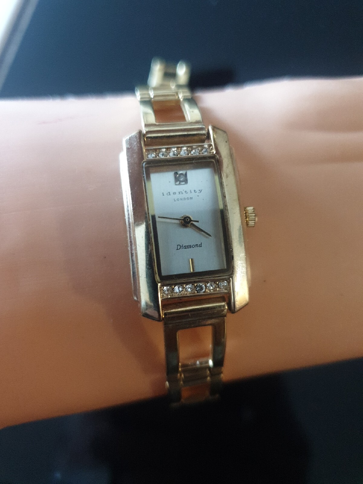 identity london Diamond watch
