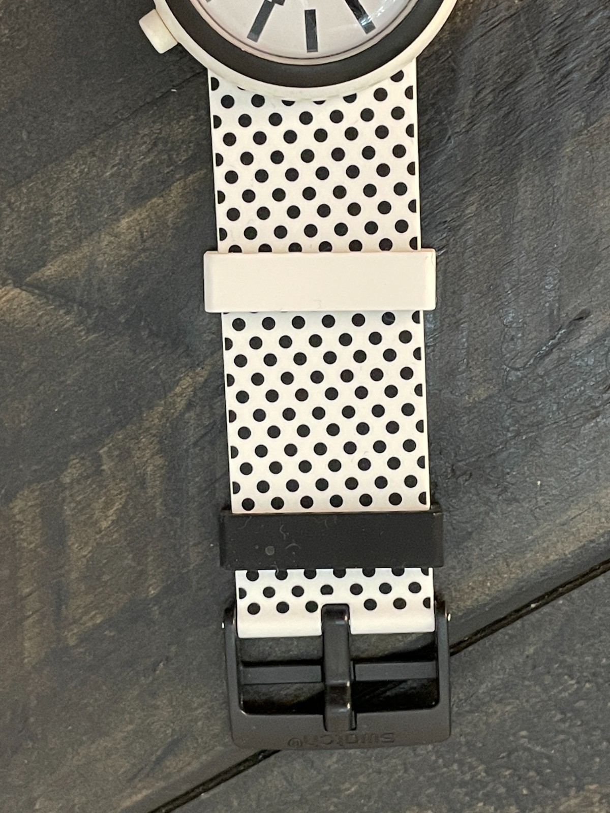 Swatch Striure SUON130 41mm Blue and White Striped Silicone Watch Swiss Working