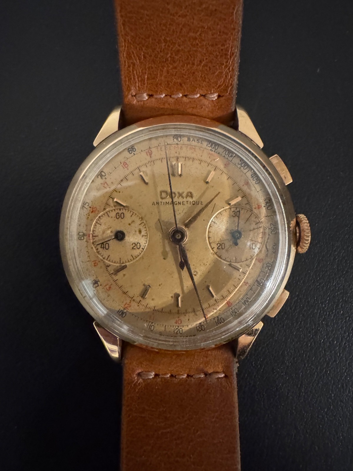Doxa 18k Gold Chronograph – Valjoux 22 Movement – Vintage Swiss Watch – 1940/50s