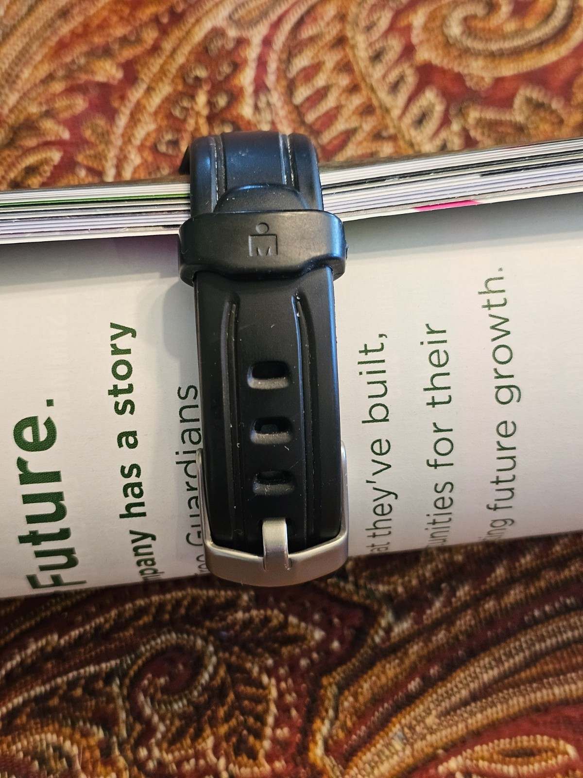 Timex ironman watch men model 029. Gray and resin band.