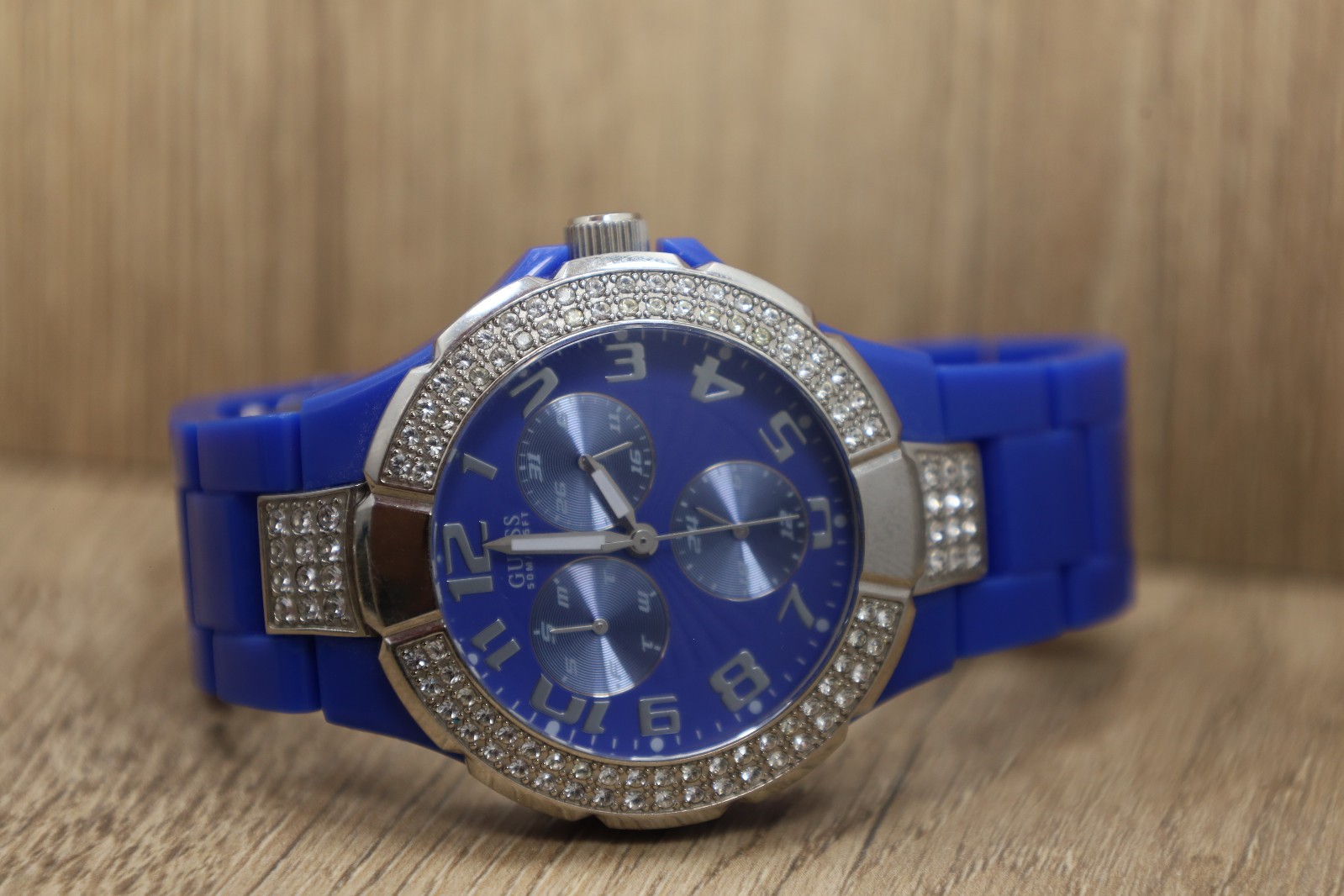 GUESS Women Blue Multi functional Watch U11622L2 Polycarbonate New batt