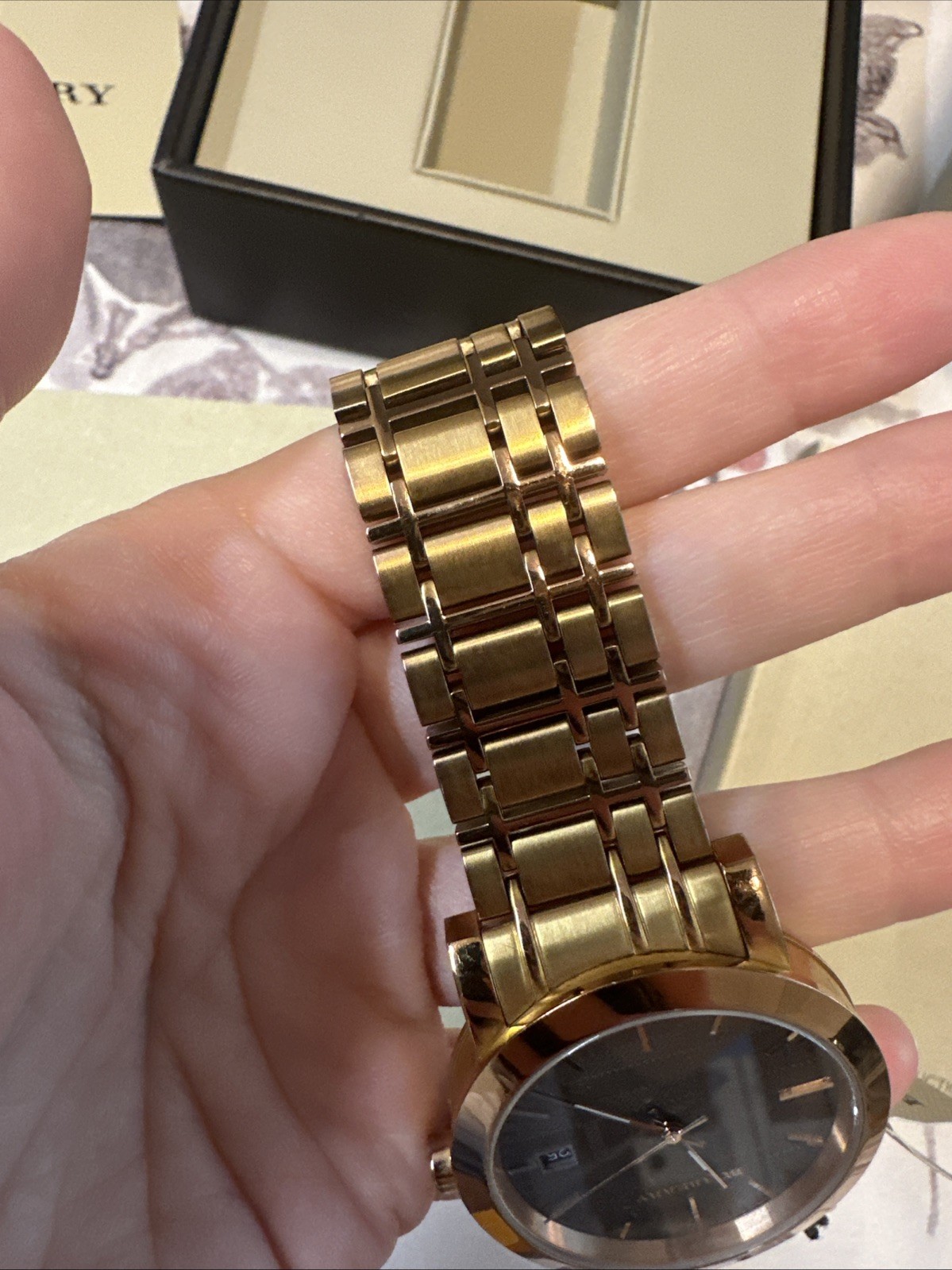 Burberry BU1861 Women’s Rose Gold Stainless Steel Watch w/ Box & Papers