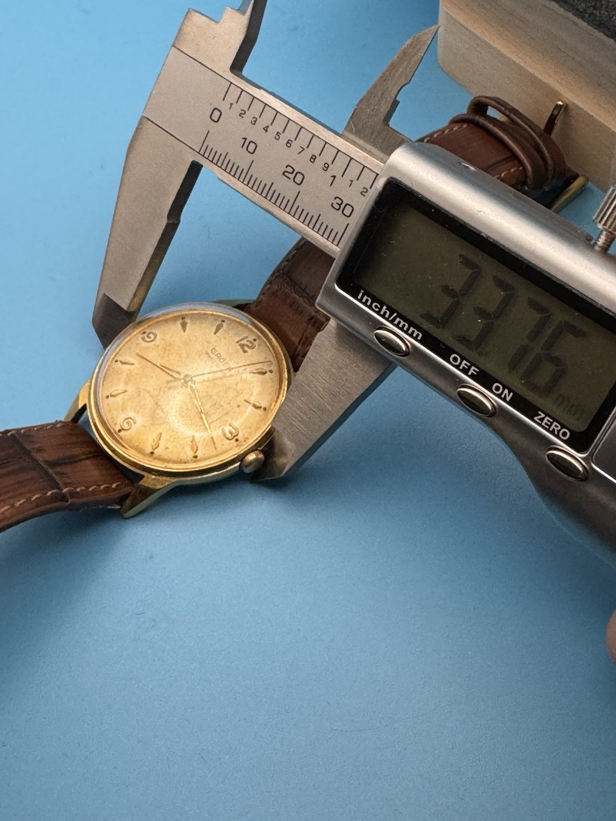 Gruen Precision Autowind Men’s Automatic 33.7mm Gold Plated Gold Dial Brown