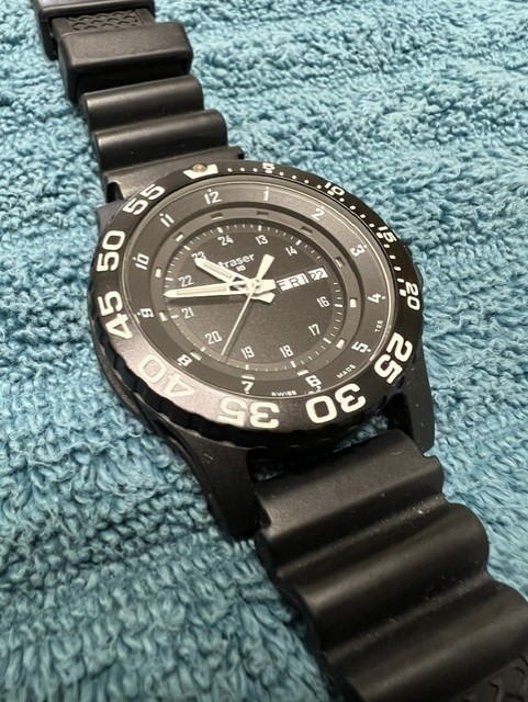 Traser Elite Red Military Diver Watch – Beautiful Condition!