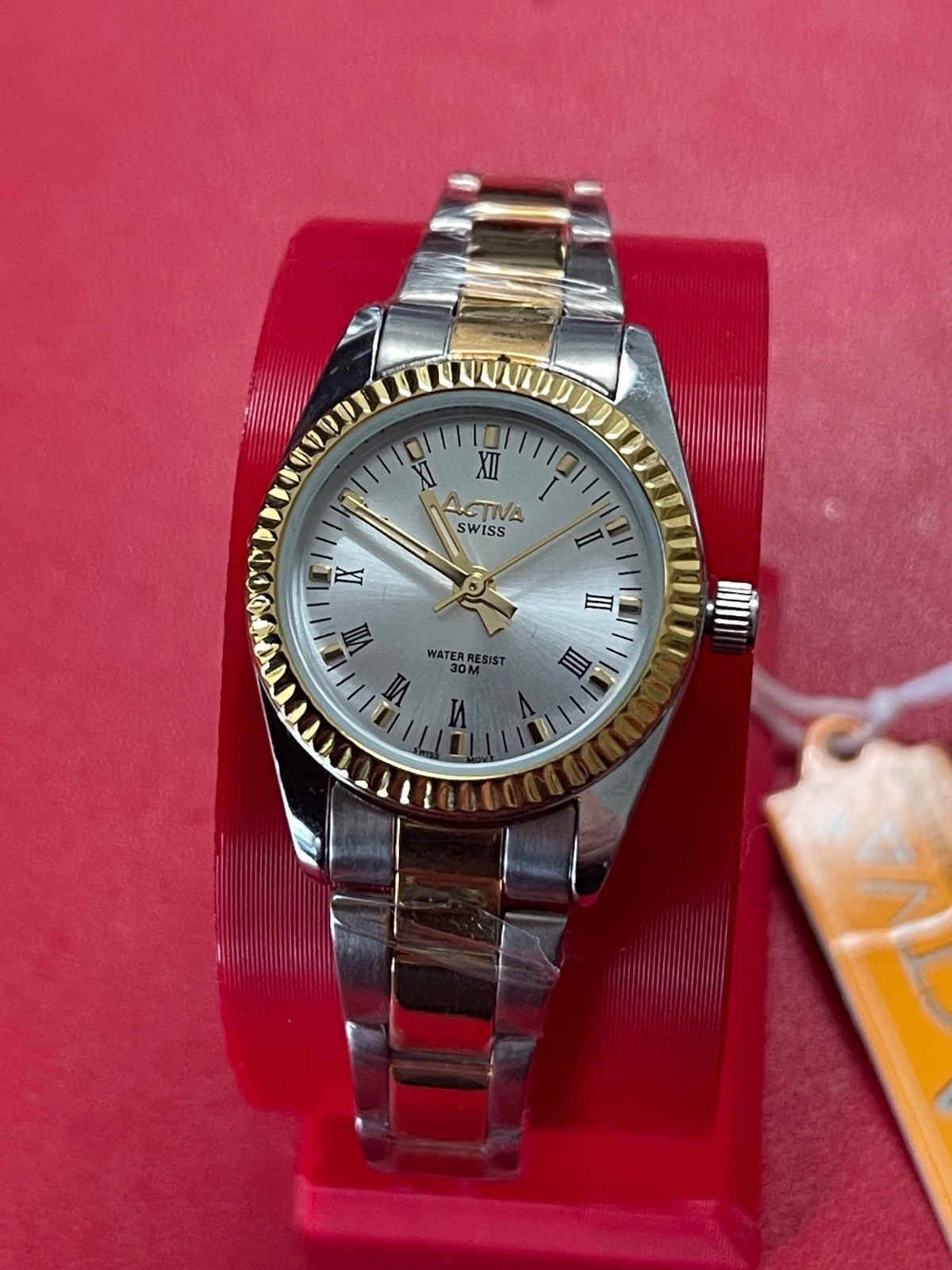 Swiiss Activa Womens classic SS two tone NEW Quality watch –look !!!! CLASSIC