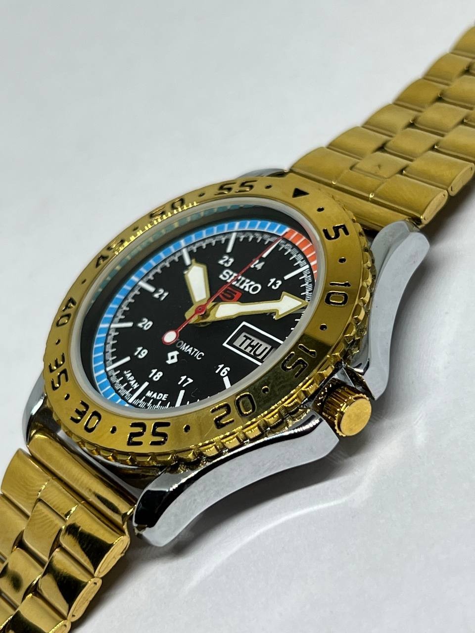 Automatic Seiko Refurbished Black Dial Day/ Date Men’s Wrist Watch Gold Plated