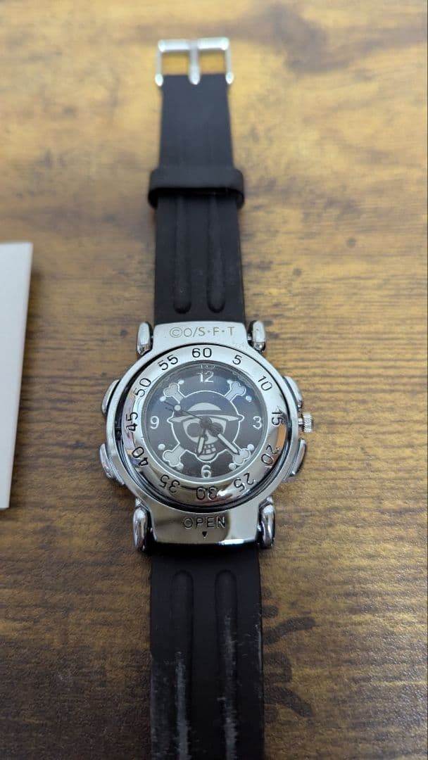 One Piece Baroque Works Watch with Compass & Coin USB Drive Limited Ed. Rare