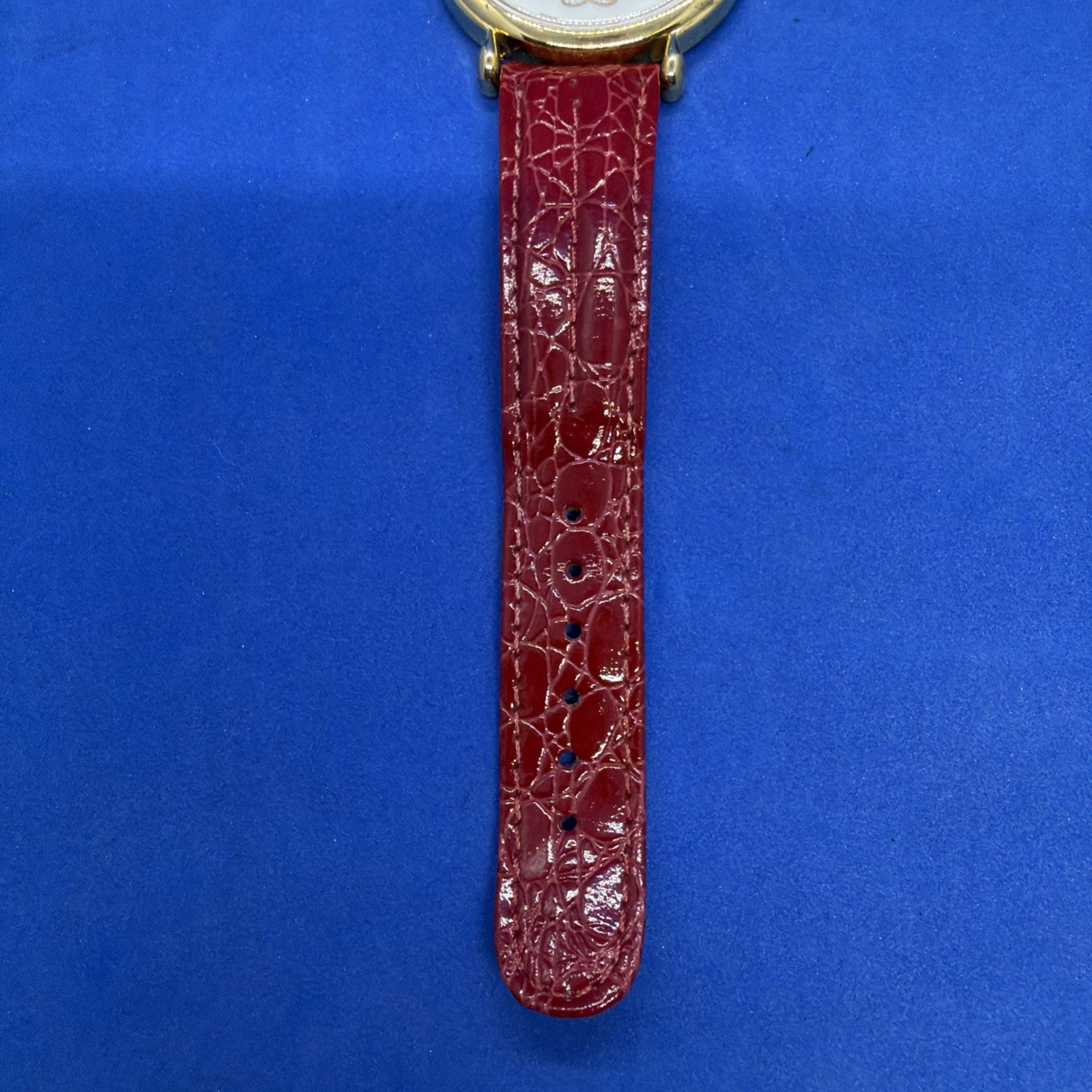 Vintage Christmas Santa Glitter Dial Gold Tone Watch With Red Leather Band