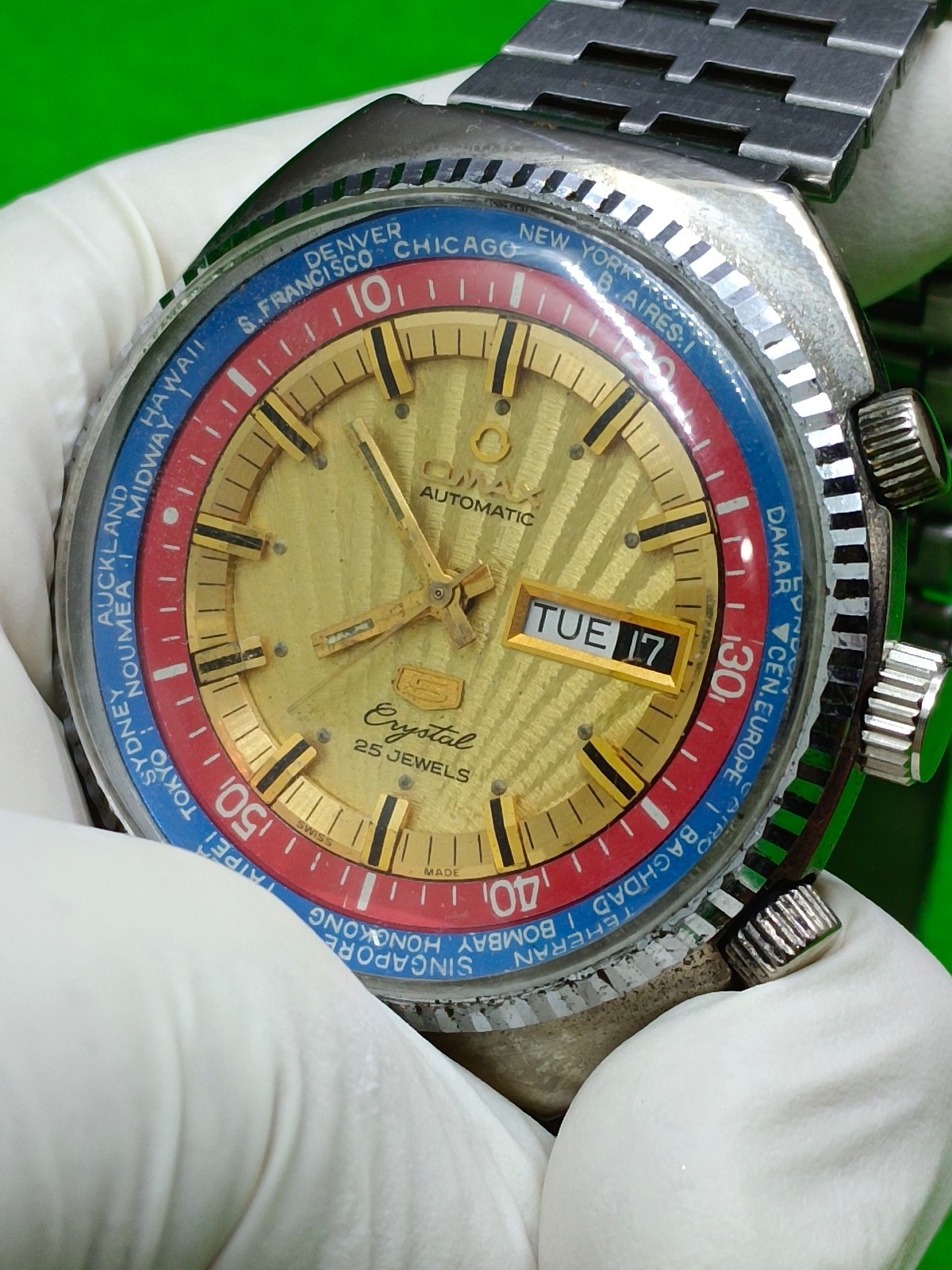 Vintage Omax 5 Crystal Automatic World Diver Rotating Inner Ring Swiss Men Watch