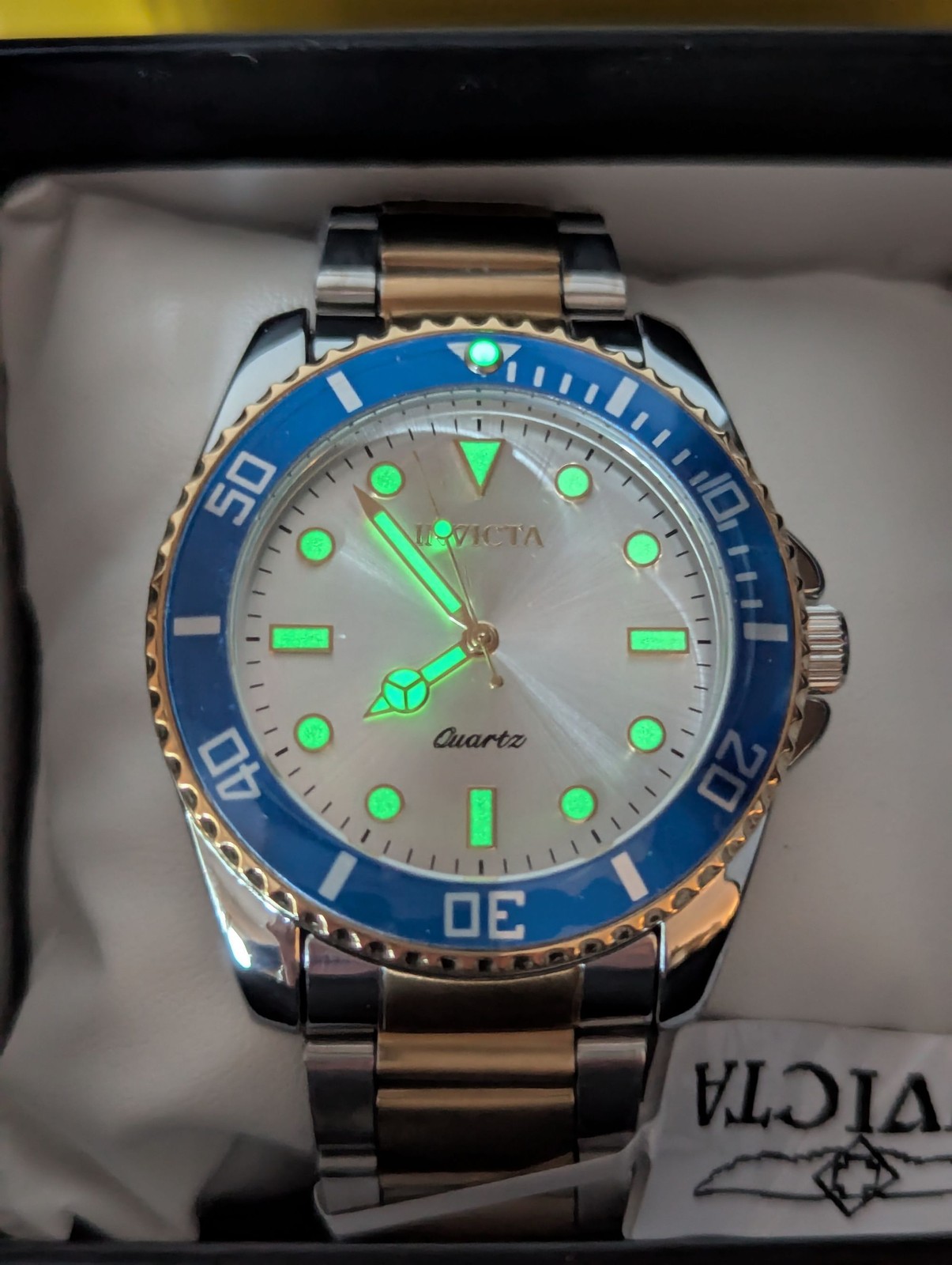 Invicta Diver Men’s Watch Blue Bezel Two Tone Gold, Steel 69398
