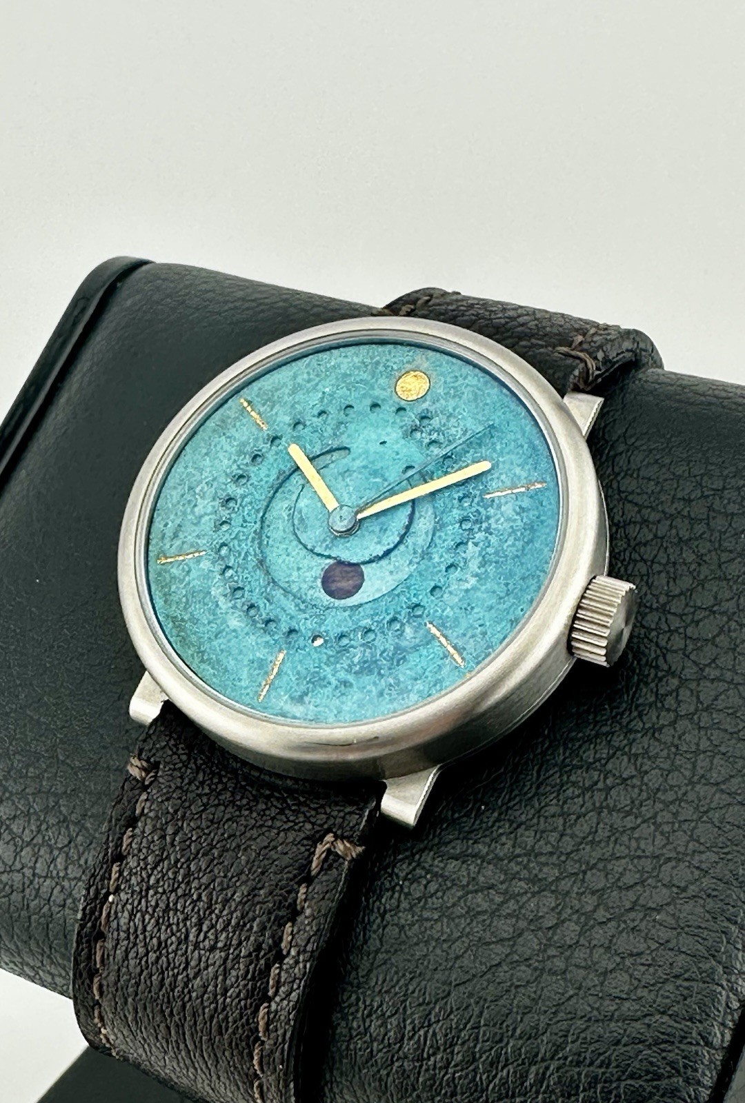 OCHS UND JUNIOR SELENE NEBRA 2023 Special Edition Moon Phase 42mm Titanium Auto