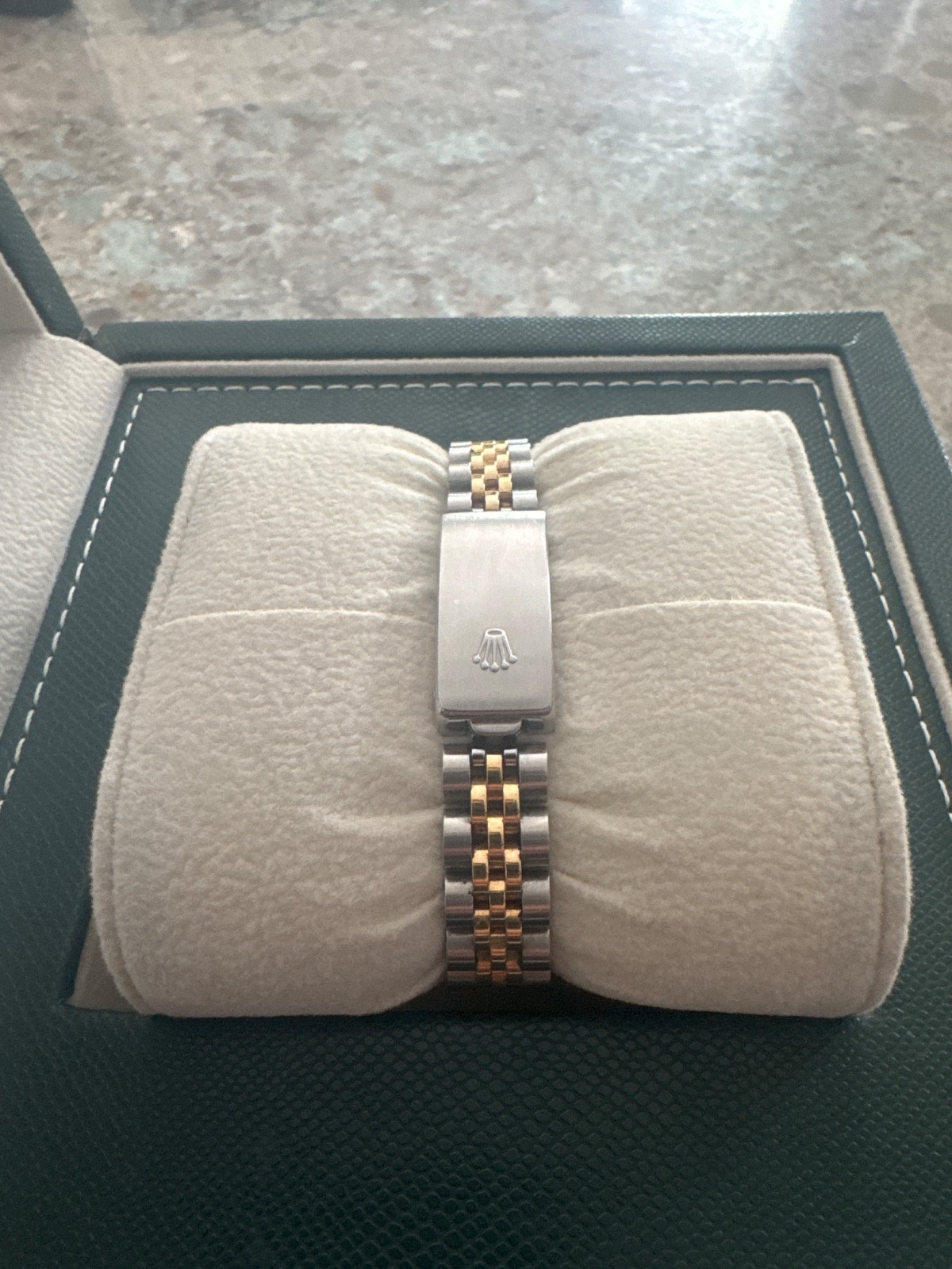 Ladies Rolex Oyster Perpetual Date 69173 Mother of Pearl Diamond Dial Watch LW-3