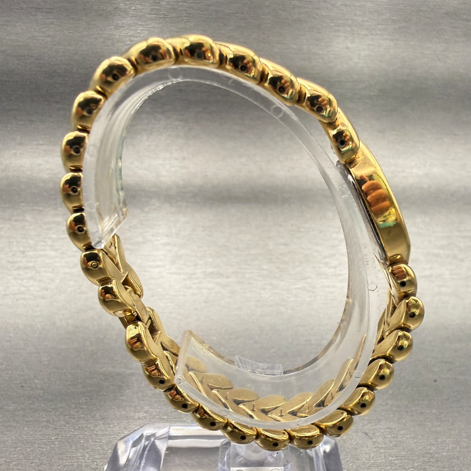 Seiko Watch Women 16mm MOP Dial Gold Tone Oval 4N00-5979 New Battery Vintage