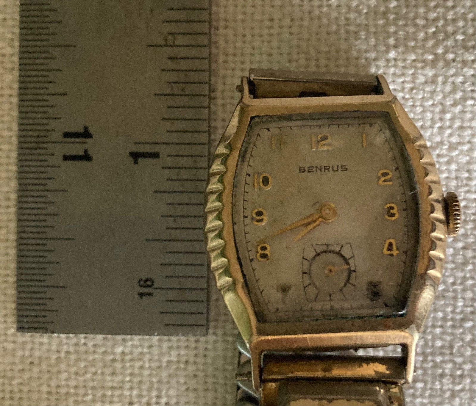 Vintage Men’s BENRUS Tank Wristwatch Running SWISS