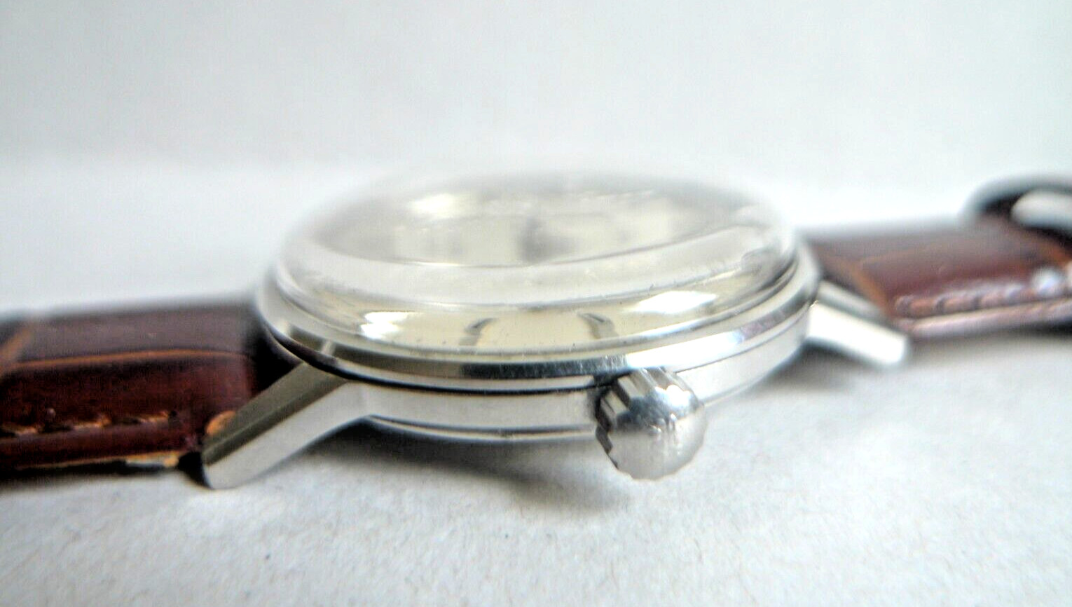 Great Condition ! SEIKO CHAMPION DIASHOCK 19-JEWELS Vintage Watch