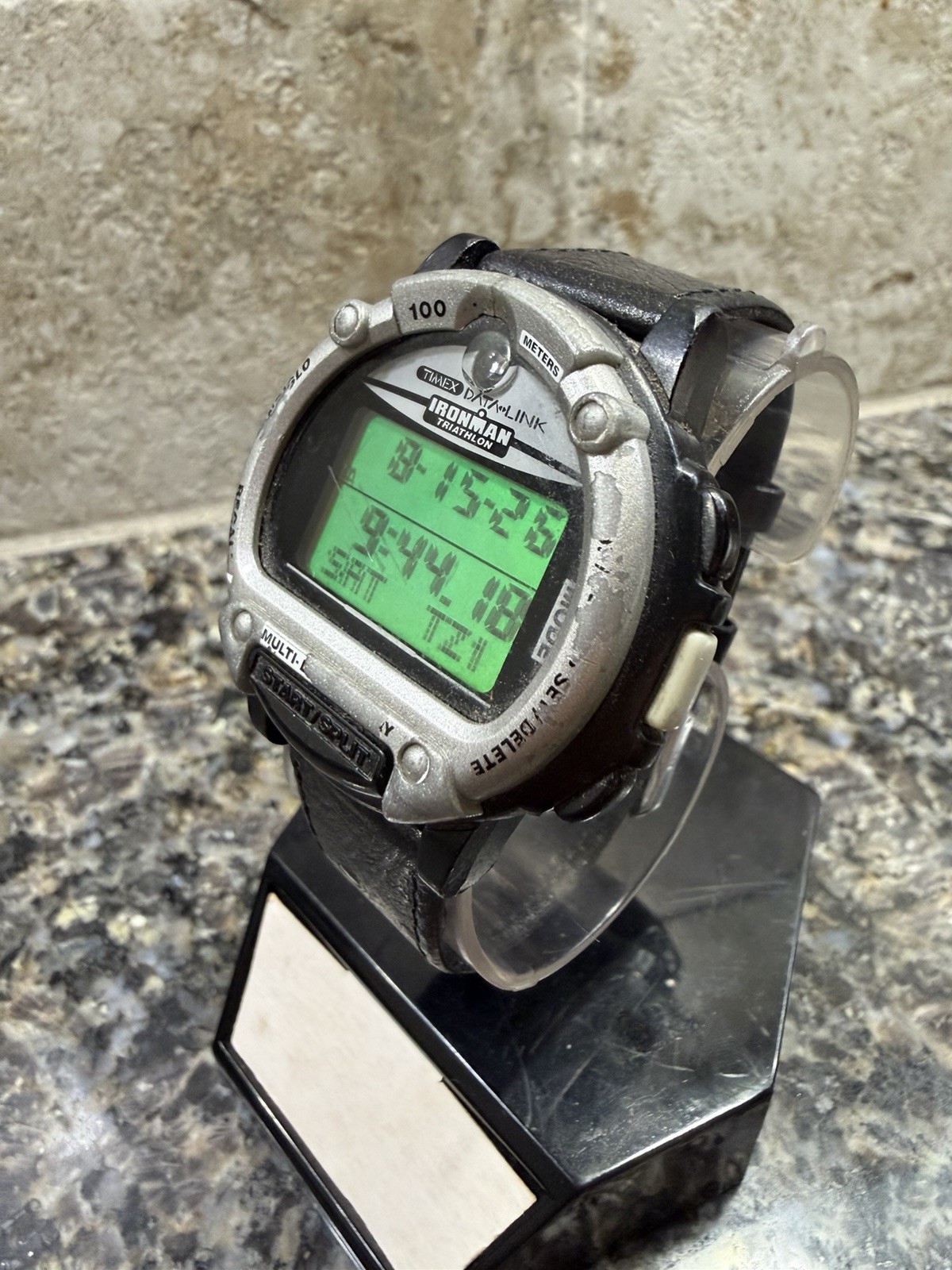 Vintage Timex Data Link Ironman Triathlon Digital Quartz Watch 100m