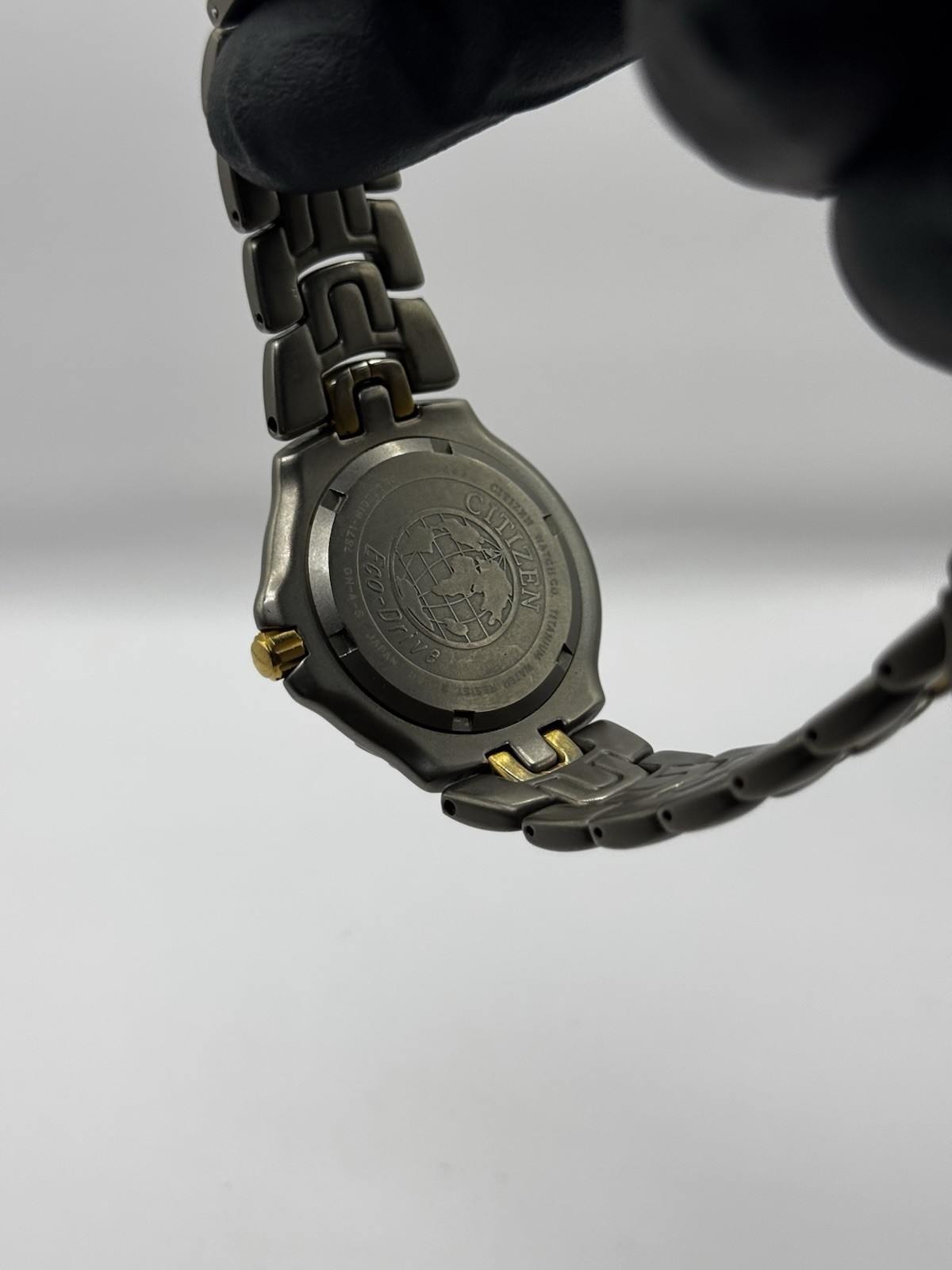 Citizen Titanium Eco-Drive 180 Two-Tone Bracelet 200 Meters Diver Date