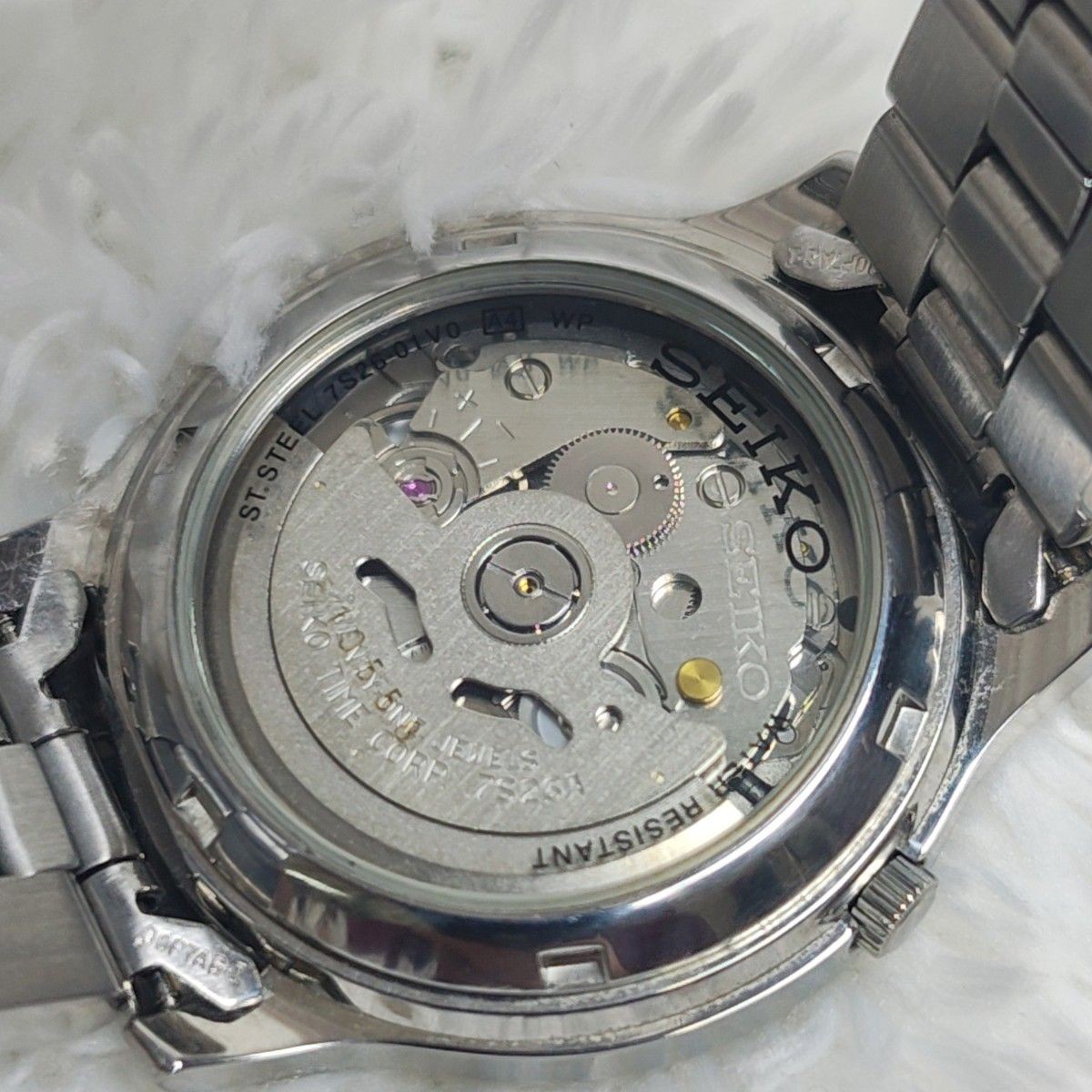 SEIKO 5 Automatic Men’s Watch Silver Dial Day Date Skeleton Back Excellent Condi