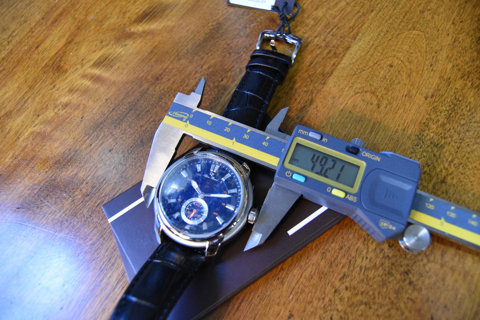 NOS! lucien piccard Duval watch black large 50mm carbon fiber style dial 100m