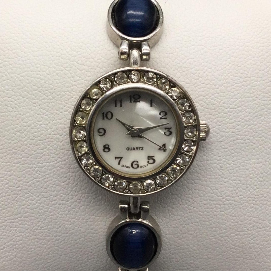 Blue Cabochon Womens Watch 22mm MOP Dial Crystals Silver Tone New Battery 7″