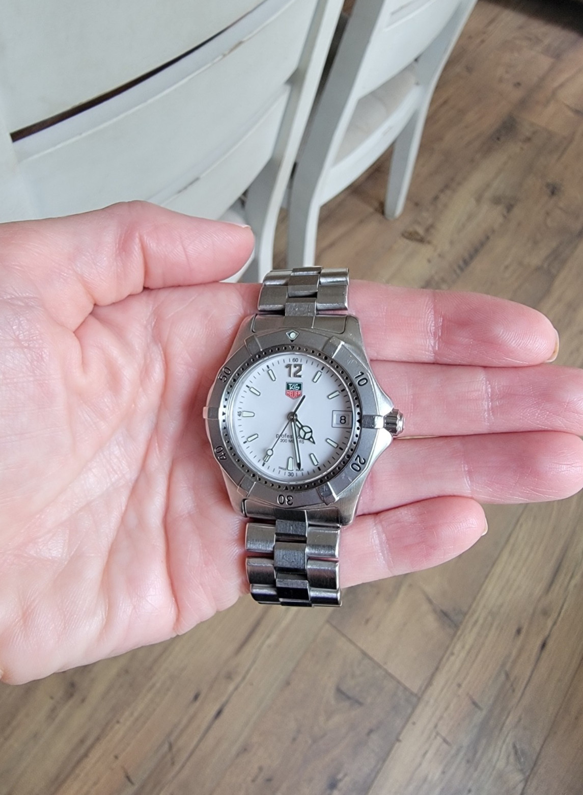 TAG Heuer WK1111.BA0317 Mens 2000 Series Professional Quartz Watch White 8″ 9″
