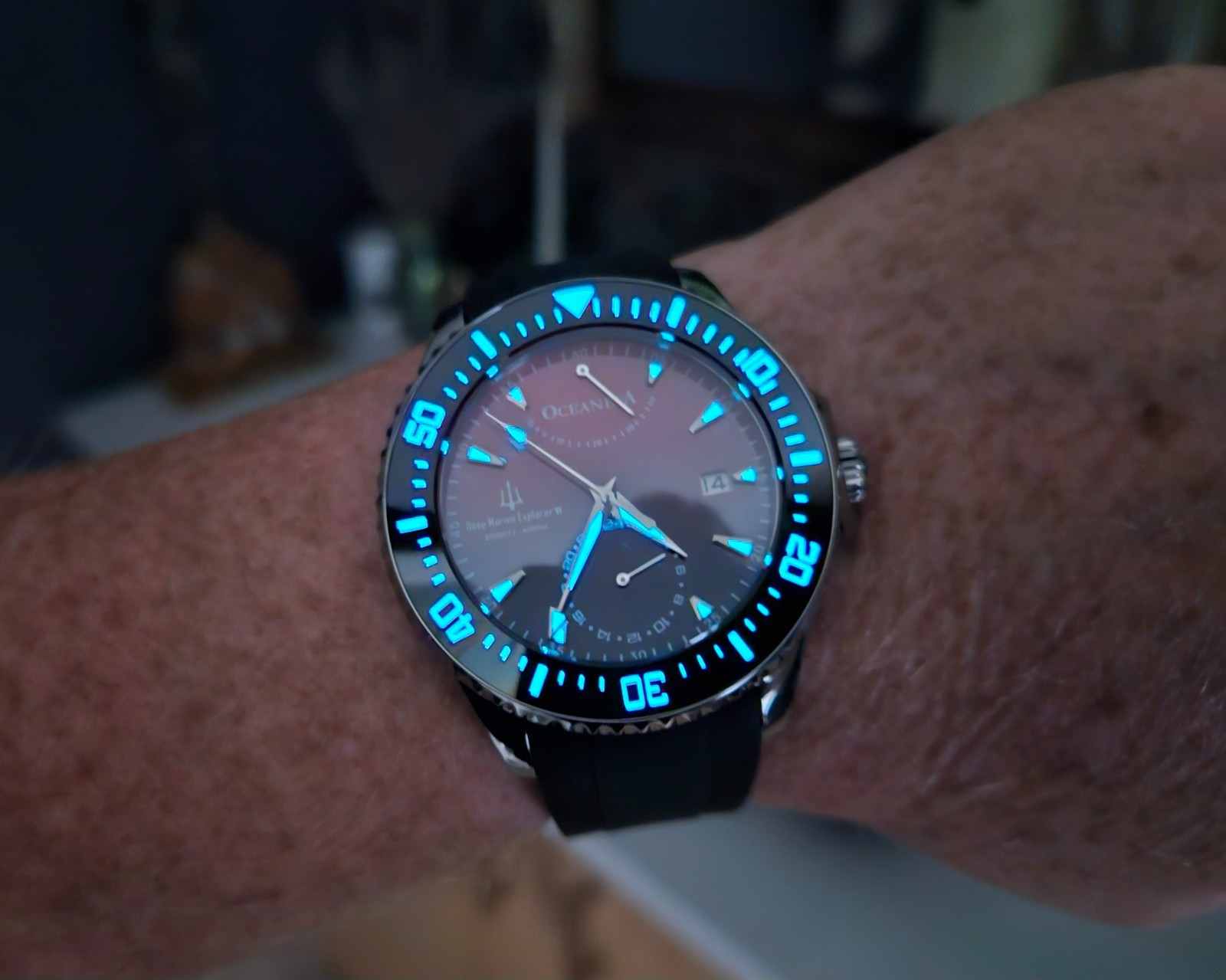 Oceaneva Power Reserve 6000m Automatic Grade 5 Titanium Watch Red