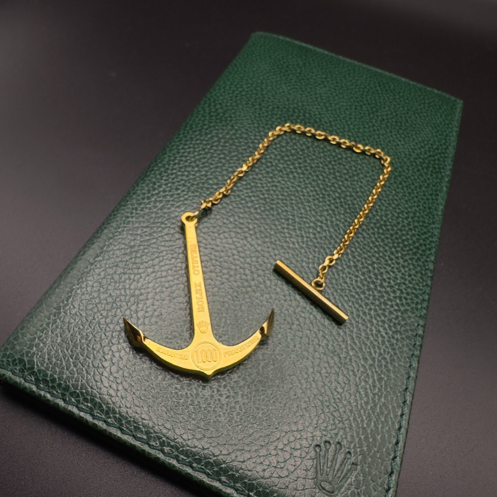 Authentic Gold Plated Rolex Oyster Anchor with chain bar (1.000 FT/300Meter)