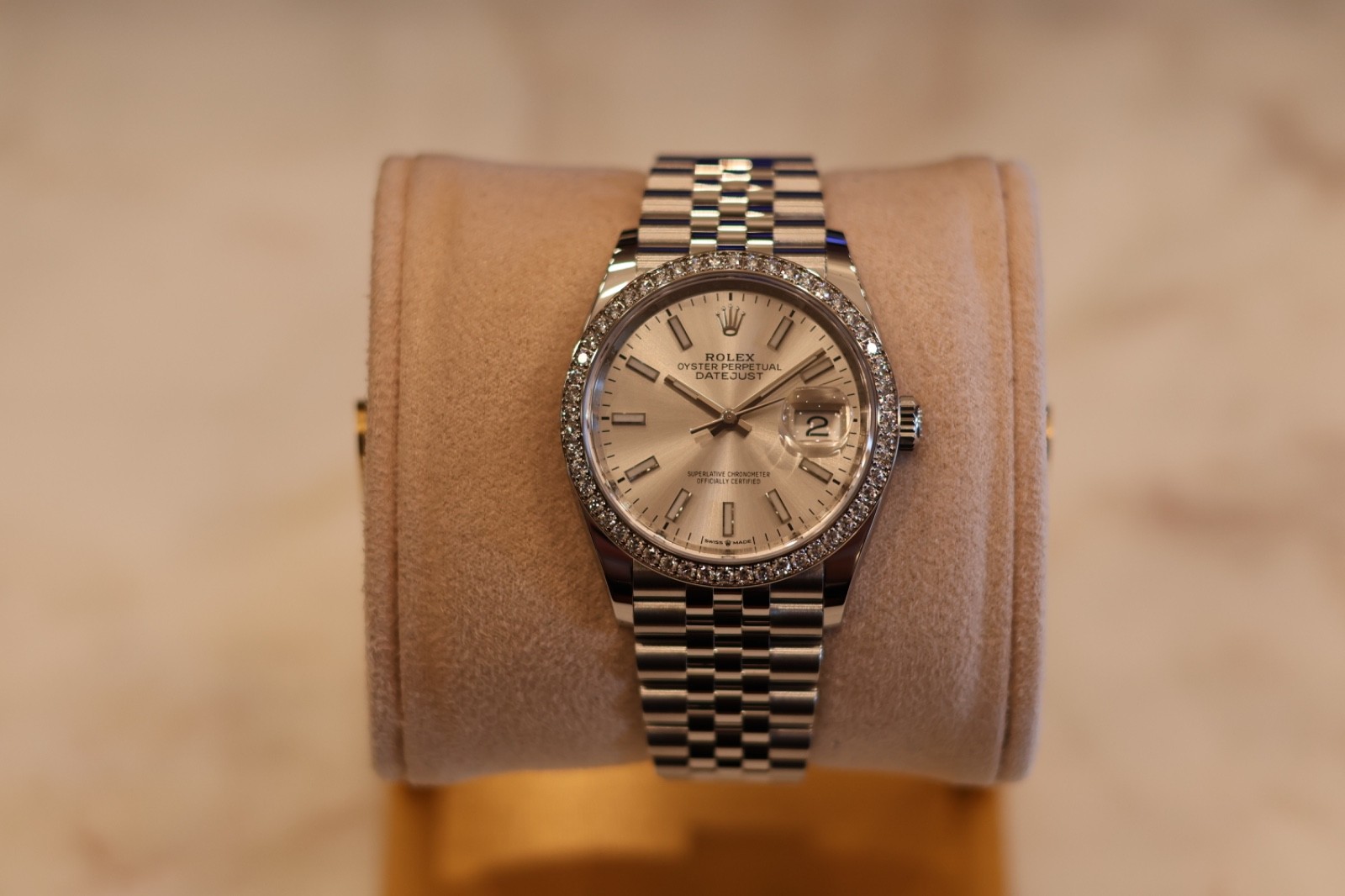 Rolex Datejust 36 Stainless Steel Factory Diamond bezel 126284RBR Jubilee