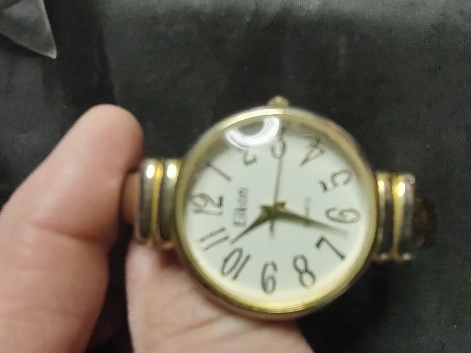 lot of 8 watches for parts NONE TESTED