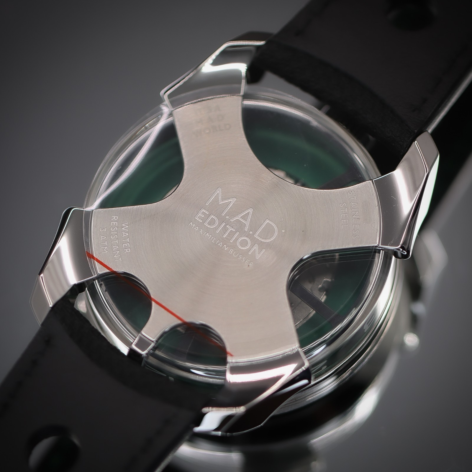 M.A.D. EDITIONS M.A.D.1 “Green” LE | Stainless Steel | Ref. M.A.D.1 Green | FS