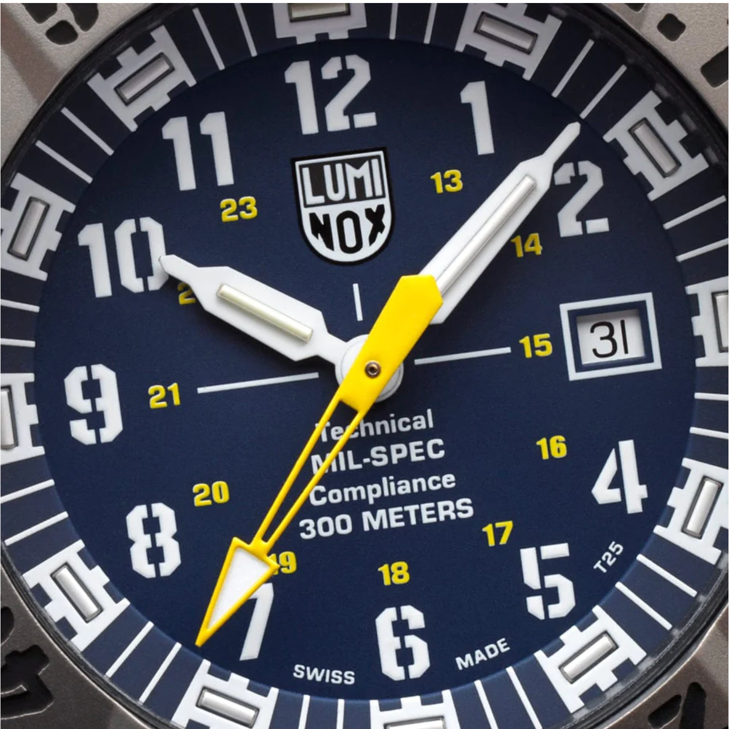 Luminox XL.3355.2 MIL-SPEC Military Carbonox 46 mm Rubber Quartz Men’s Watch