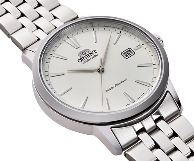 Orient Watch Automatic Watch Men’s An Elegant White Watch with a Silver Strap